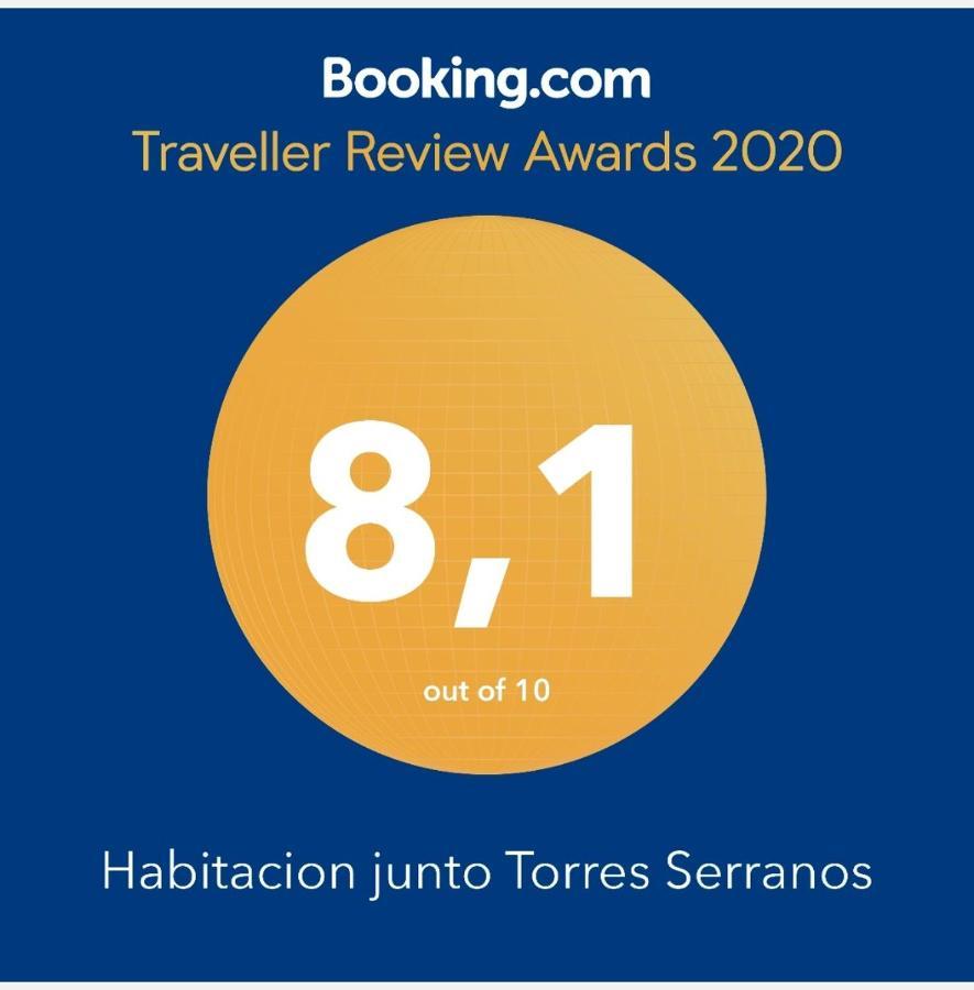 Habitacion Junto Torres Serranos Валенсия Екстериор снимка